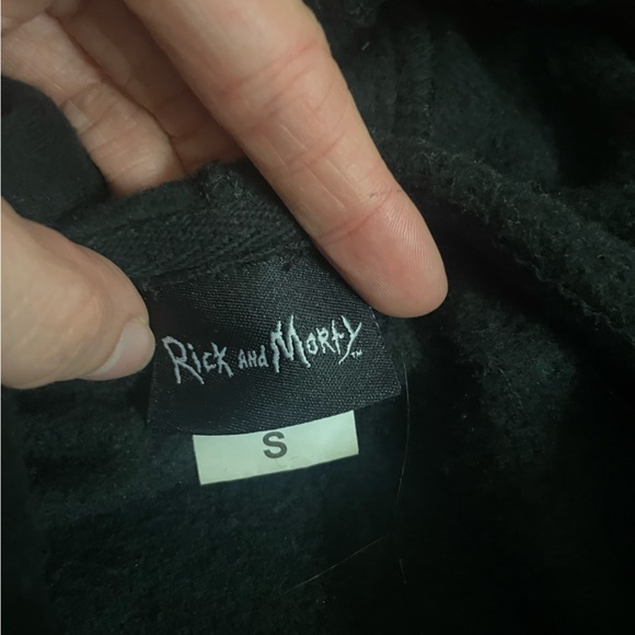Rick and Morty black hooded sweatshirt - Picture 2 of 2